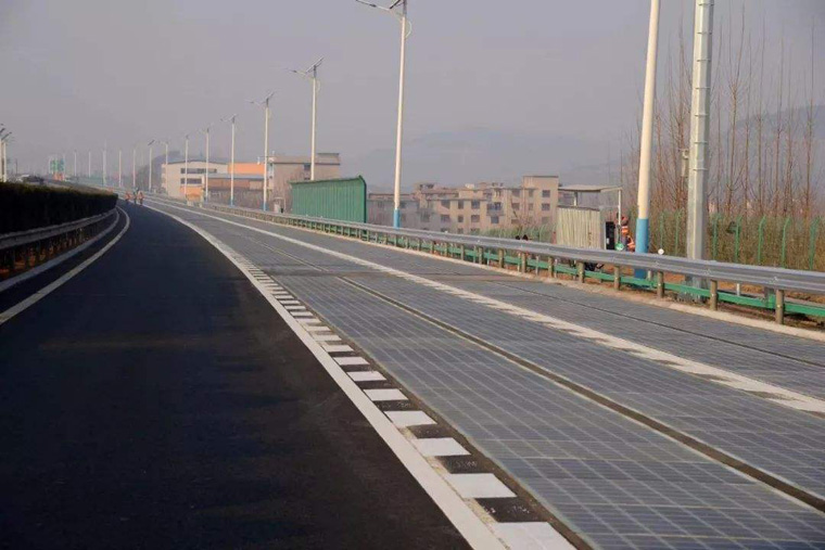 光伏高速公路原理，電動(dòng)汽車在光伏高速上怎樣充電