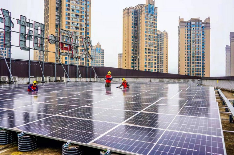光伏發(fā)電晚上都顯示正常是有故障嗎？夜晚是怎么解決用電問題？