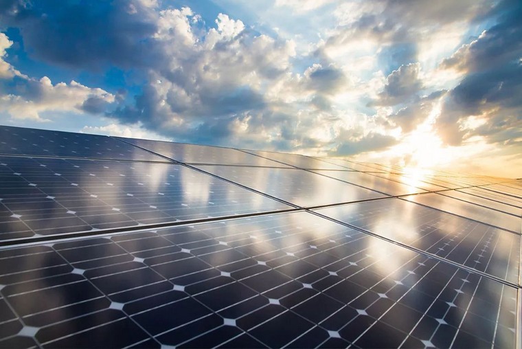 光伏發(fā)電、聚光發(fā)電、光熱太陽能、太陽能光電之間有什么區(qū)別呢